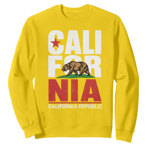 California Republic Flag Bear Sweatshirt Distressed Calif State Pride Graphic