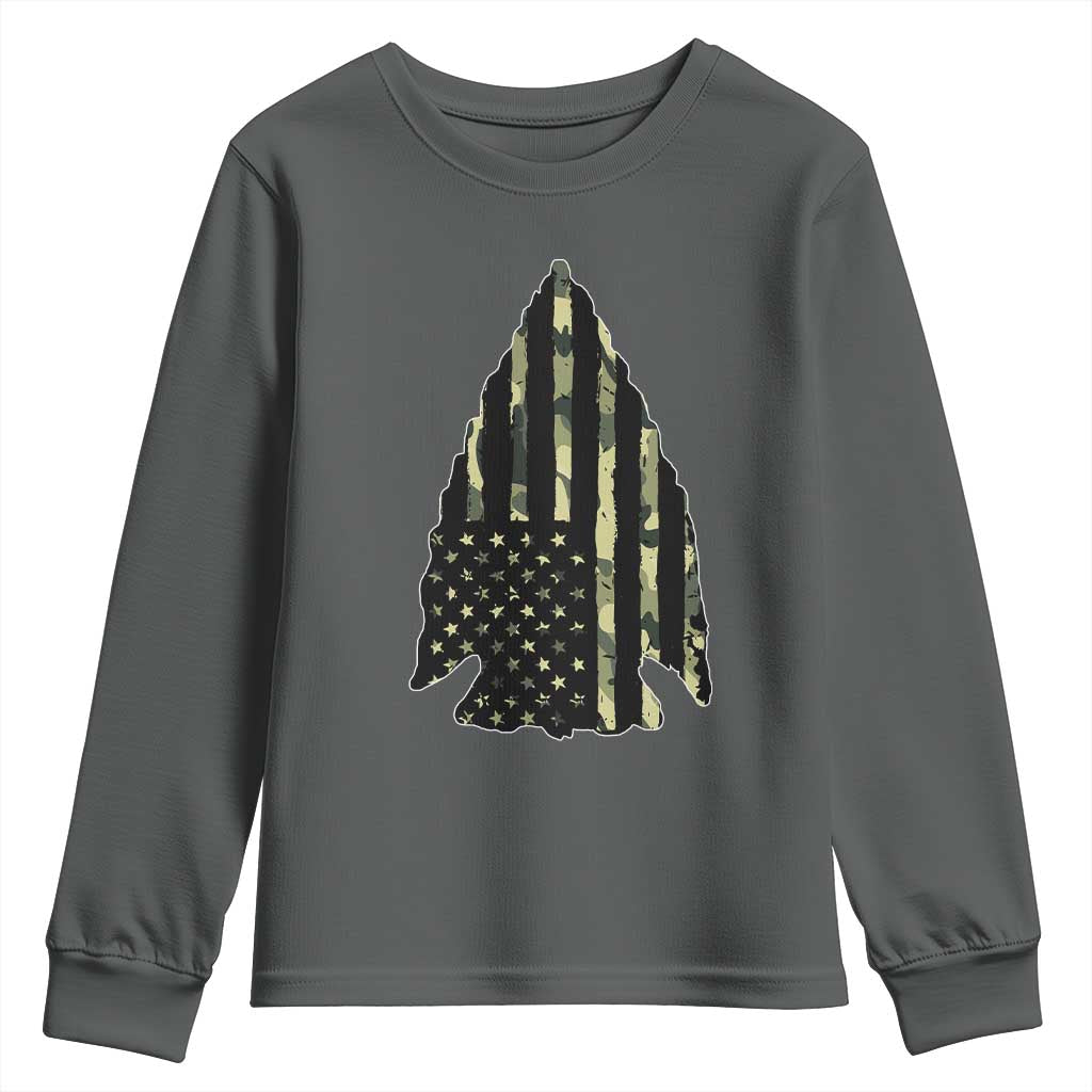 Arrowhead Hunter Vintage Camougflage USA Flag Youth Sweatshirt