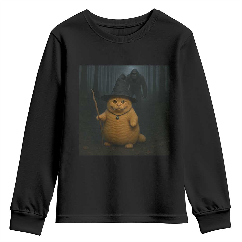 Funny Halloween Witch Cat Selfie With Bigfoot Sasquatch Youth Sweatshirt
