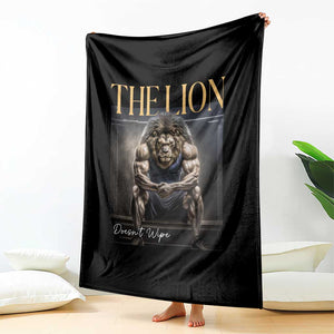 Funny The Lion Doesnt Wipe Throw Blanket Gen Z Joke Brainrot Raunchy Meme TS11 Print Your Wear