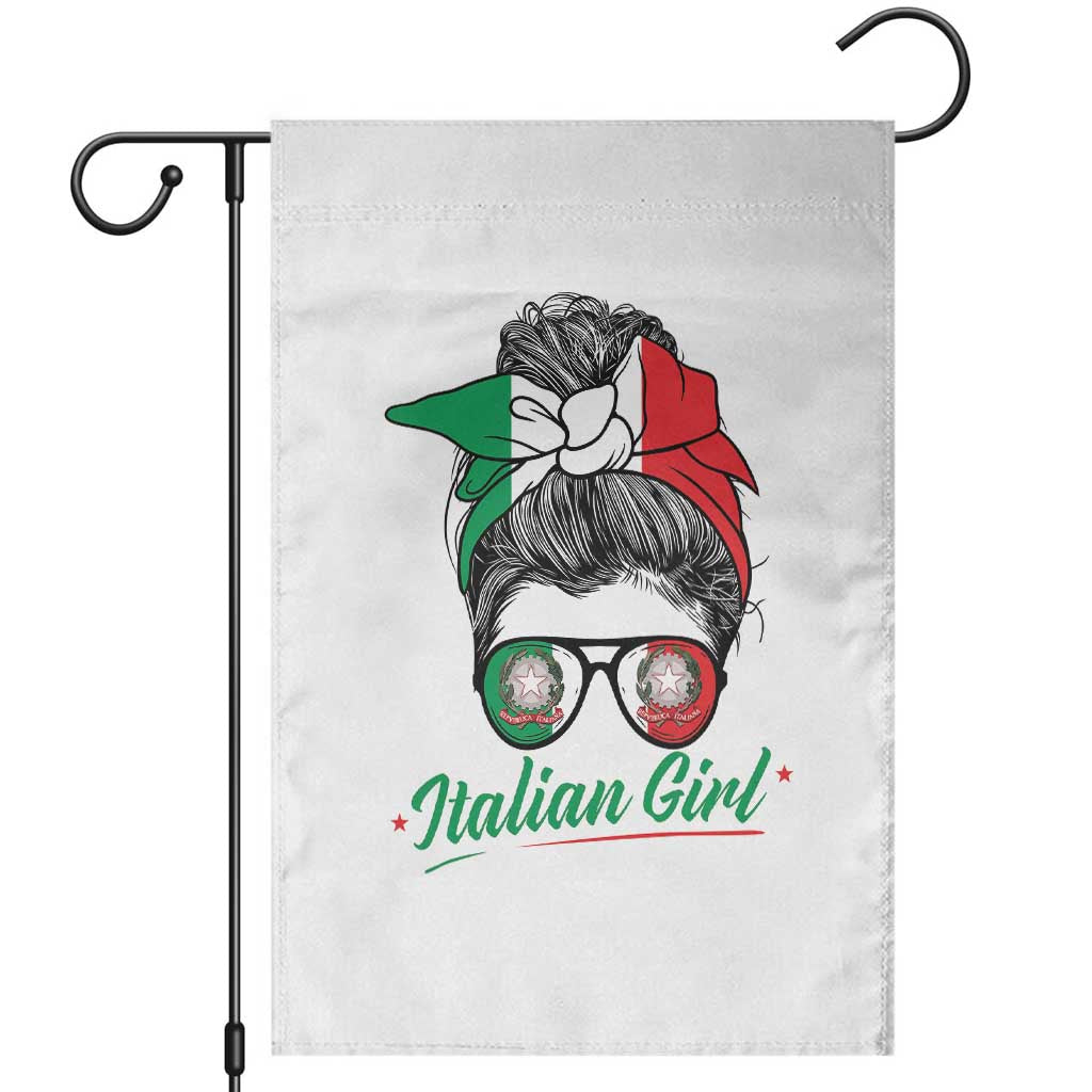 Proud Italian Girl Patriotic Italy Flag Messy Bun Garden Flag