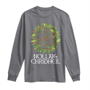 Scottish Merry Christmas Long Sleeve Shirt Nollaig Chridhel Celtic Xmas Mistletoe TS11 Charcoal Print Your Wear