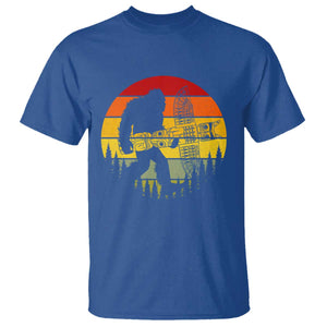 Vintage Pacific Northwest Bigfoot With Totem Pole T Shirt TS12 Royal Blue Print Your Wear