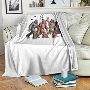 Funny Halloween Throw Blanket Bigfoot Monster Cosplay Characters TS12 Print Your Wear