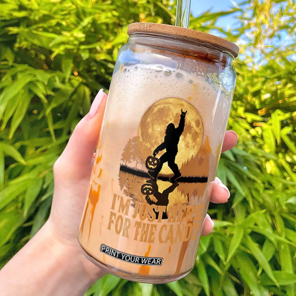 Spooky Bigfoot Halloween Glass Can Im Just Here For The Candy Funny Cryptid Gift