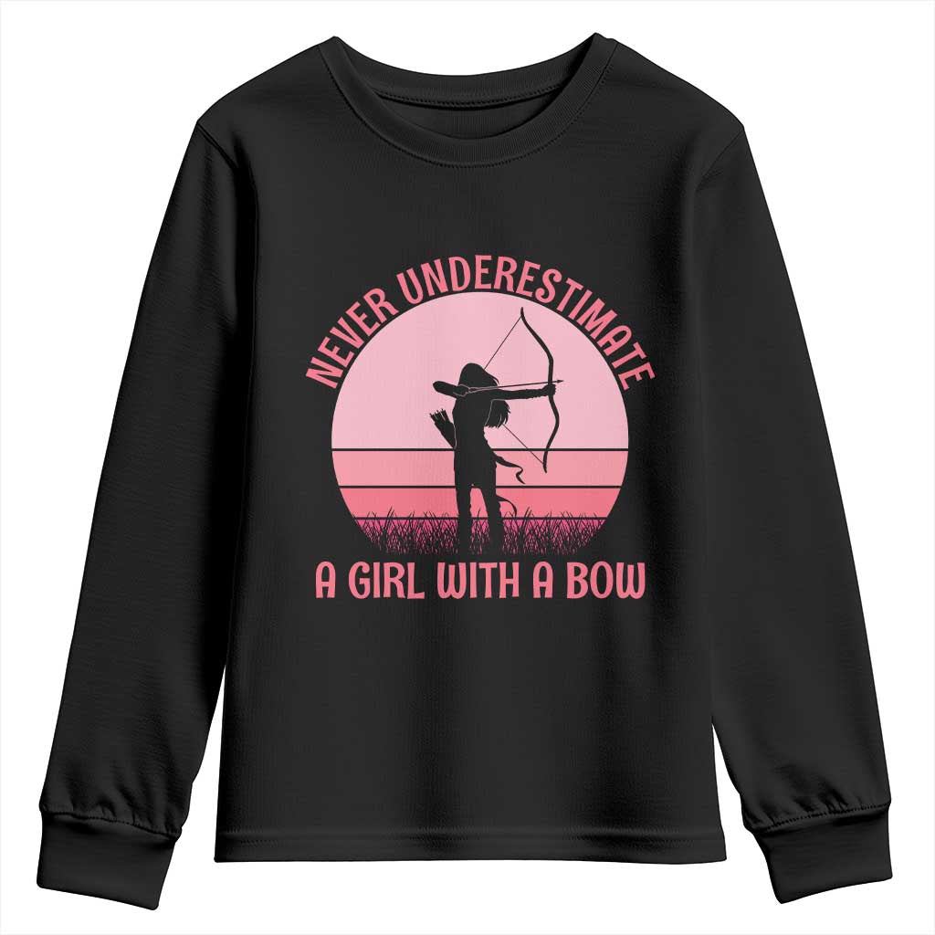 Vintage Archer Lover Youth Sweatshirt Never Underestimate A Girl With A Bow