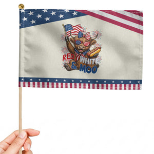 Striped Highland Cow 4th Of July Patriotic Handheld Flag Red White And Moo TS12 Modern 8.2" × 5.5" Beige Blue Print Your Wear