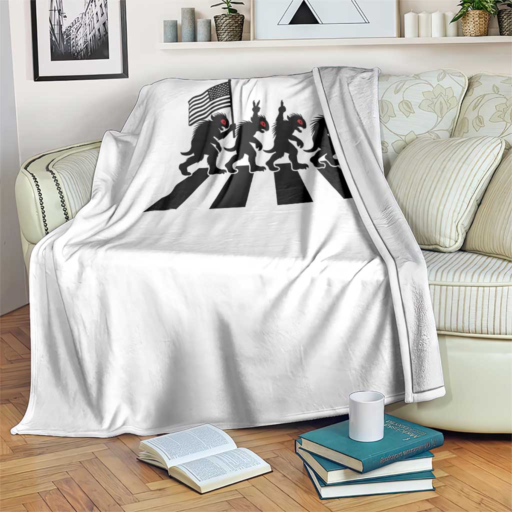 Patriotic Chupacabra Throw Blanket Funny Cryptid Lover Gift TS12 Print Your Wear