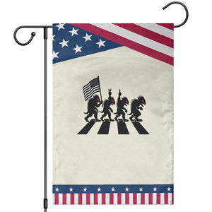 Patriotic Chupacabra Garden Flag Funny Cryptid Lover Gift TS12 Modern Beige Blue Print Your Wear