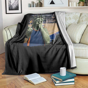 Funny Statue Of Liberty Basketball Selfie Graphic Throw Blanket TS12 Print Your Wear