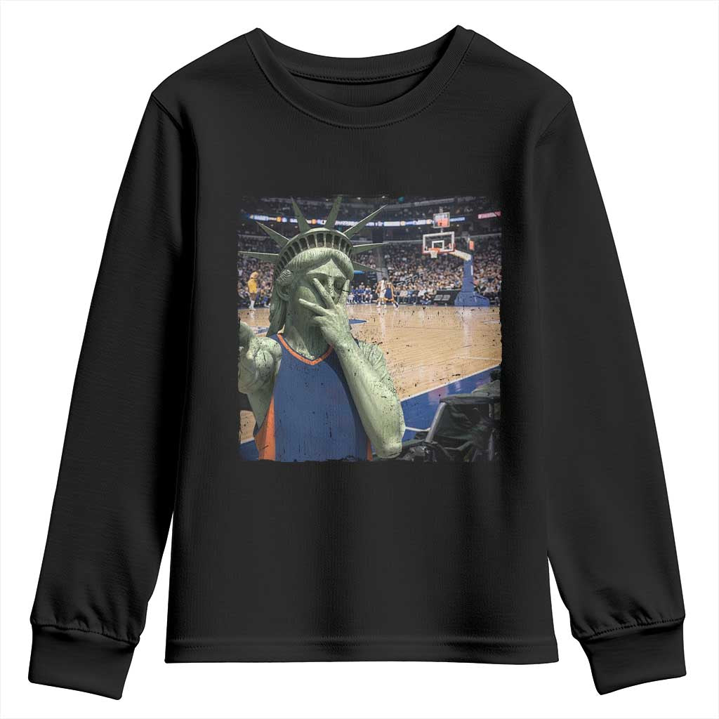 Funny Statue Of Liberty Basketball Selfie Graphic Youth Sweatshirt TS12 Black Print Your Wear