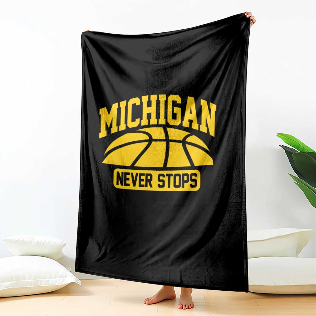 Michigan Never Stops Throw Blanket Great Lakes State Basketball Pride Gift TS12 Print Your Wear