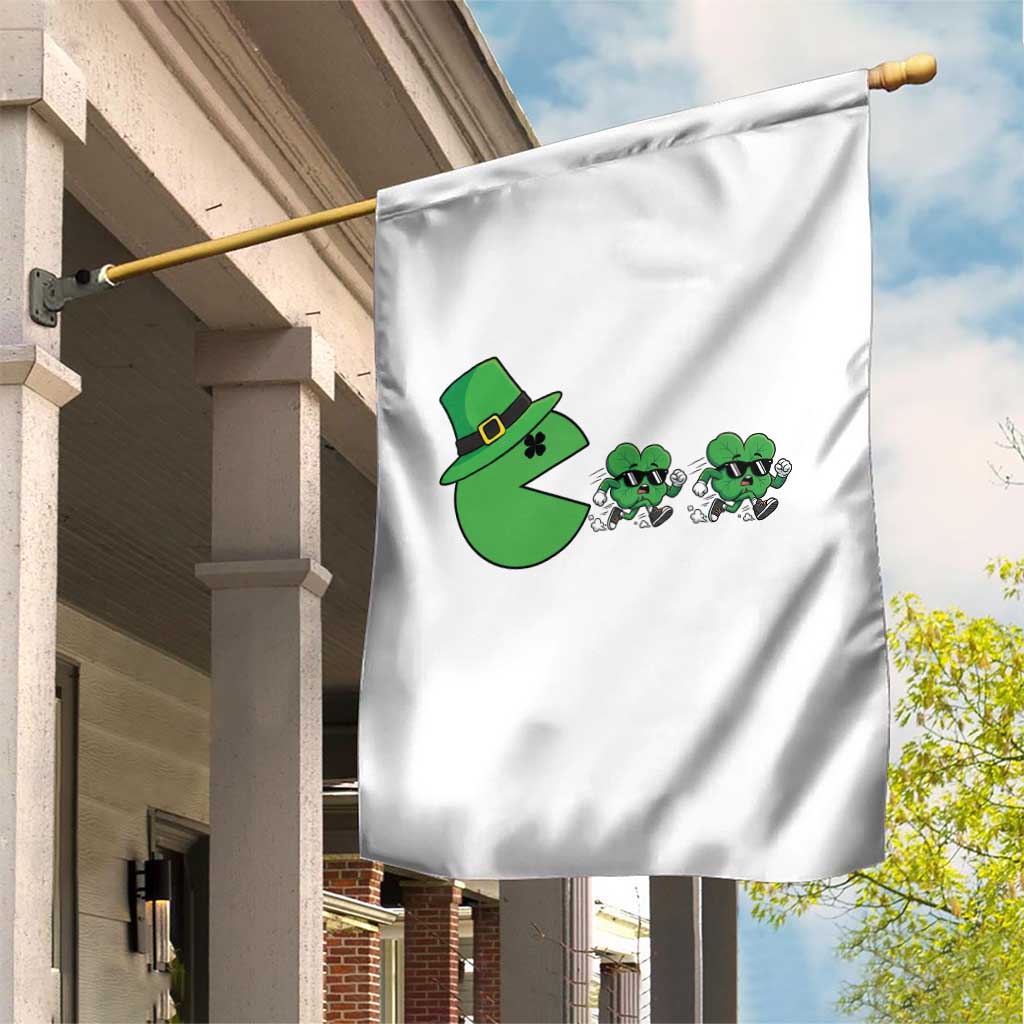 St Patricks Day Retro Gamer Eating Shamrock Lucky Gift Garden Flag TS12 Print Your Wear