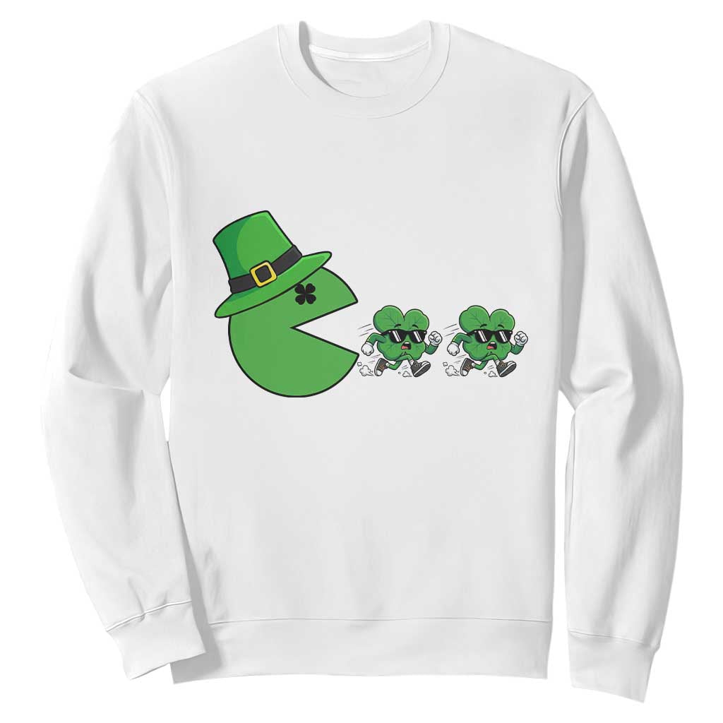 St Patricks Day Retro Gamer Eating Shamrock Lucky Gift Sweatshirt TS12 White Print Your Wear