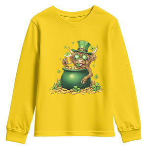 Funny Highland Cow St Patricks Day Youth Sweatshirt Farm Lover Gift TS12 Daisy Print Your Wear