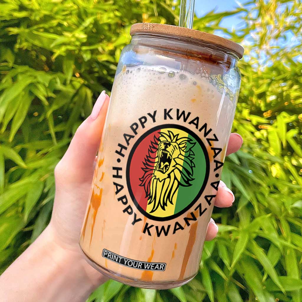 Happy Kwanzaa King Lion Of Africa Heritage Gift Glass Can TS12 White Print Your Wear