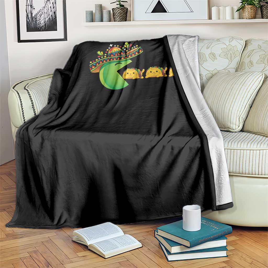 Cinco De Mayo Retro Game Throw Blanket Funny Sombrero Character Chasing Taco Cat TS12 Print Your Wear