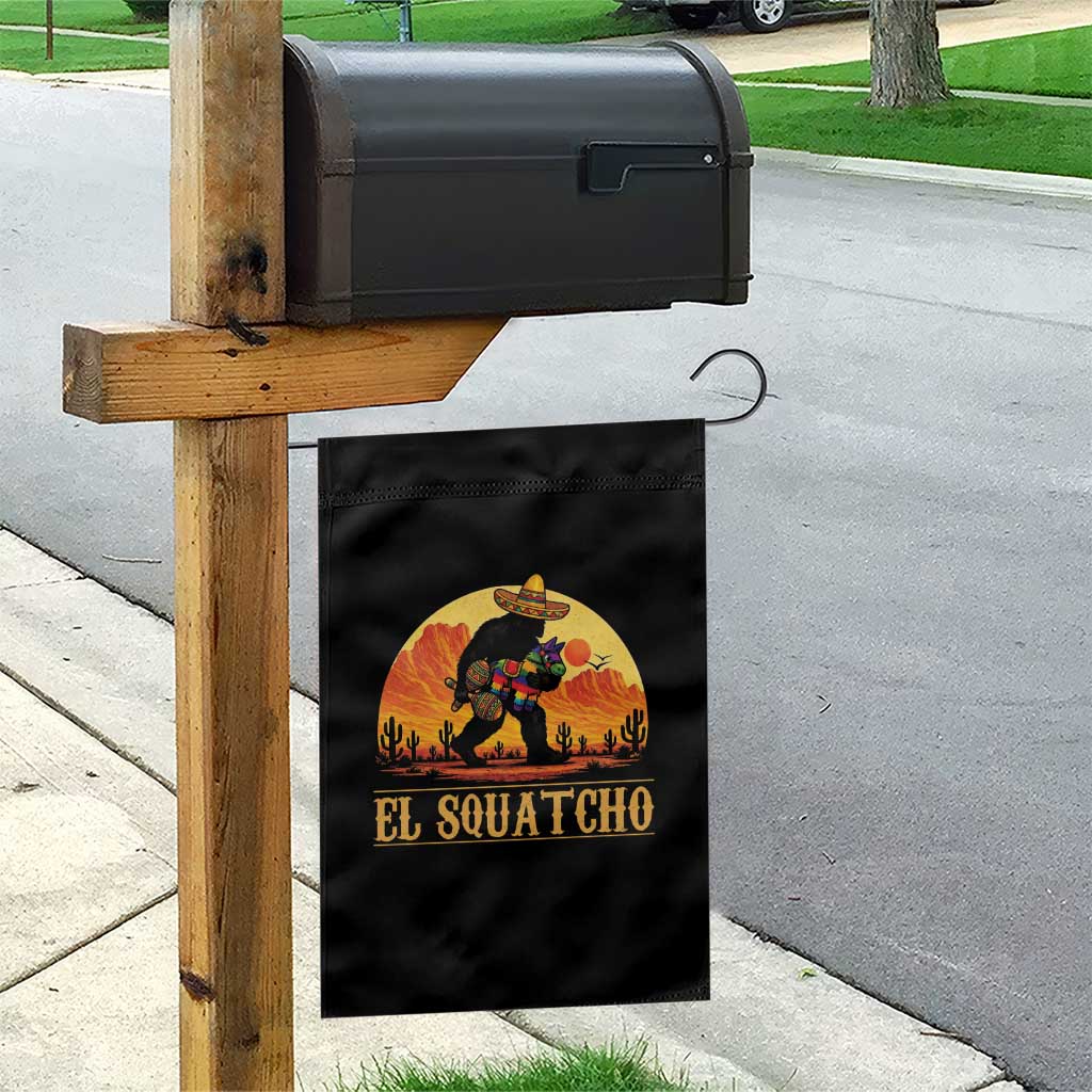 Funny El Squatcho Cinco De Mayo Fiesta Gift Garden Flag TS12 Print Your Wear
