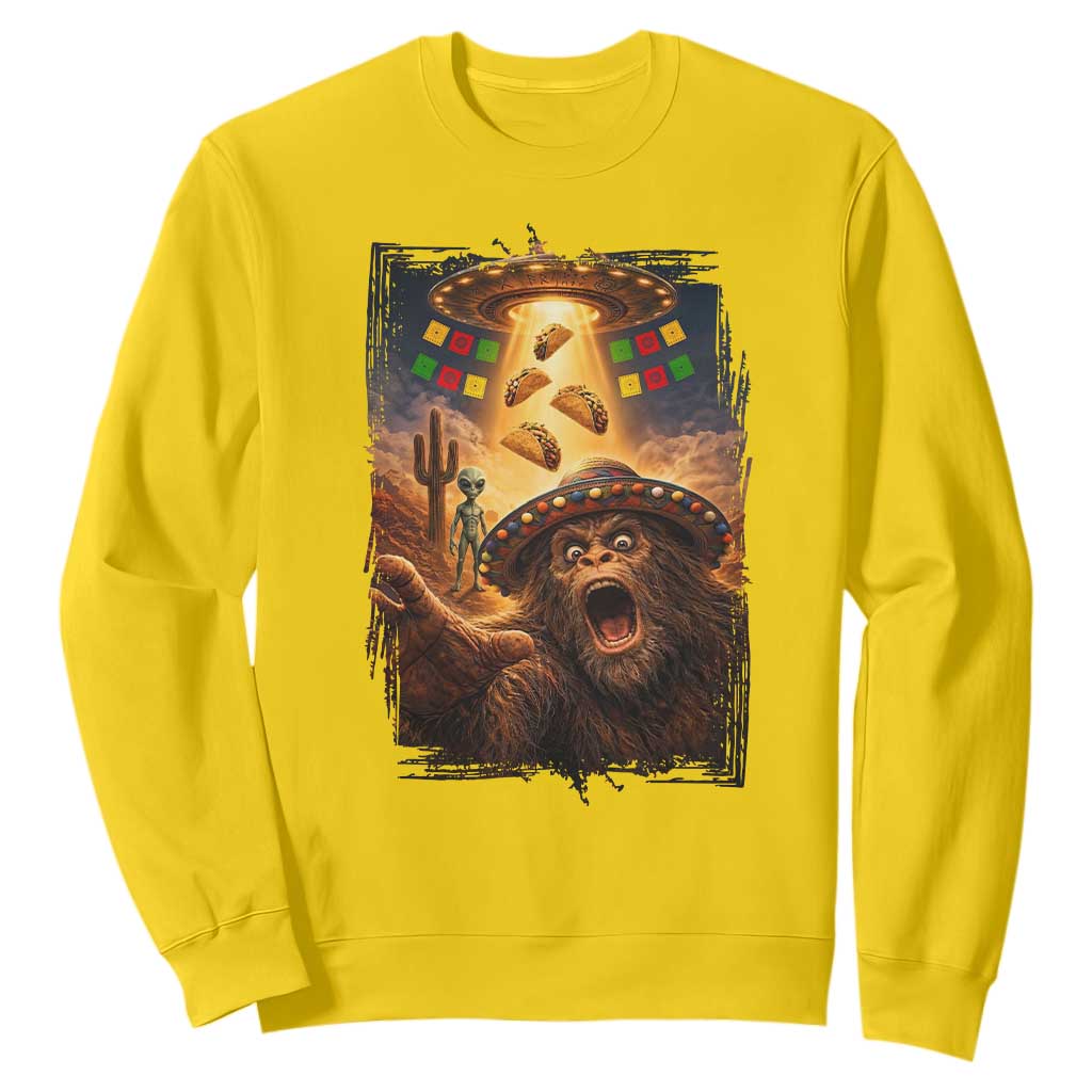 Funny Bigfoot Alien Selfie Sweatshirt Cinco De Mayo Party Gift TS12 Daisy Print Your Wear