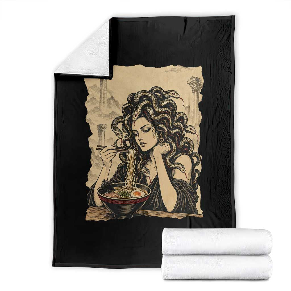 Medusa Eating Ramen Greek Mythology Throw Blanket Gothic Japanese Food