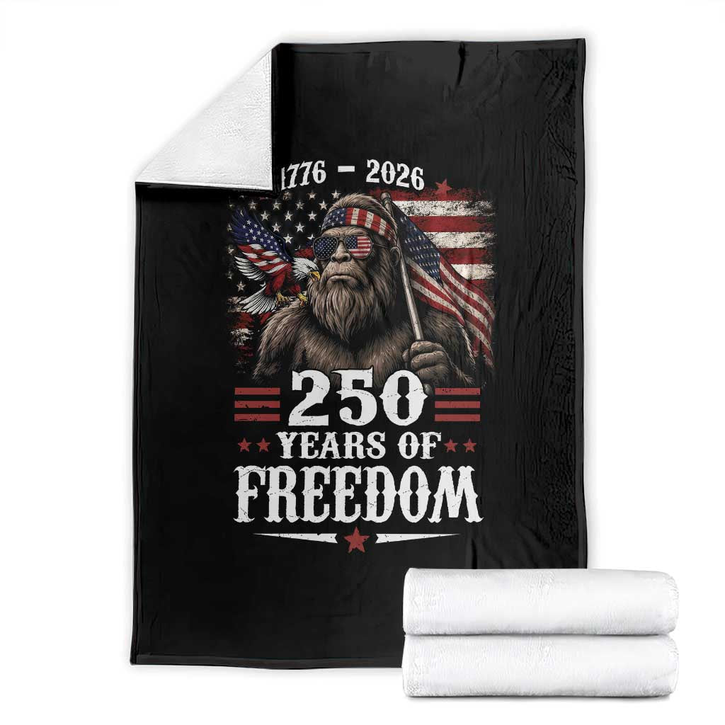 Bigfoot 250 Years Of Freedom Throw Blanket Patriotic Sasquatch Lover TS12 Black Print Your Wear