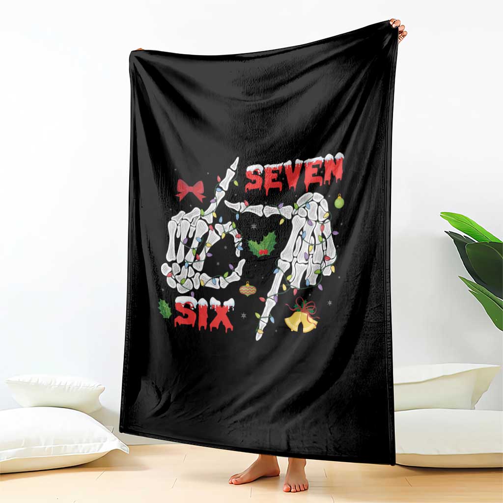 Six And Seven Meme Skeleton Throw Blanket Funny Trendy Christmas Party Gift TS12 Print Your Wear