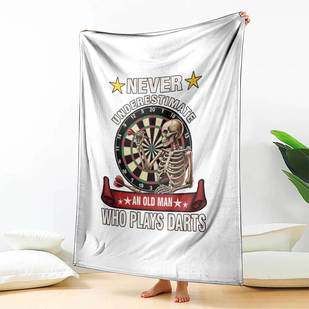 Never Underestimate An Old Man Plays Darts Throw Blanket Gothic Darts Player TS12 Print Your Wear