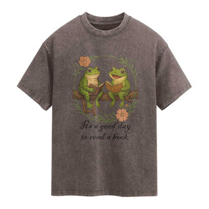 It Is A Good Day To Read A Book Washed Cotton T-Shirt Frog Book Lover