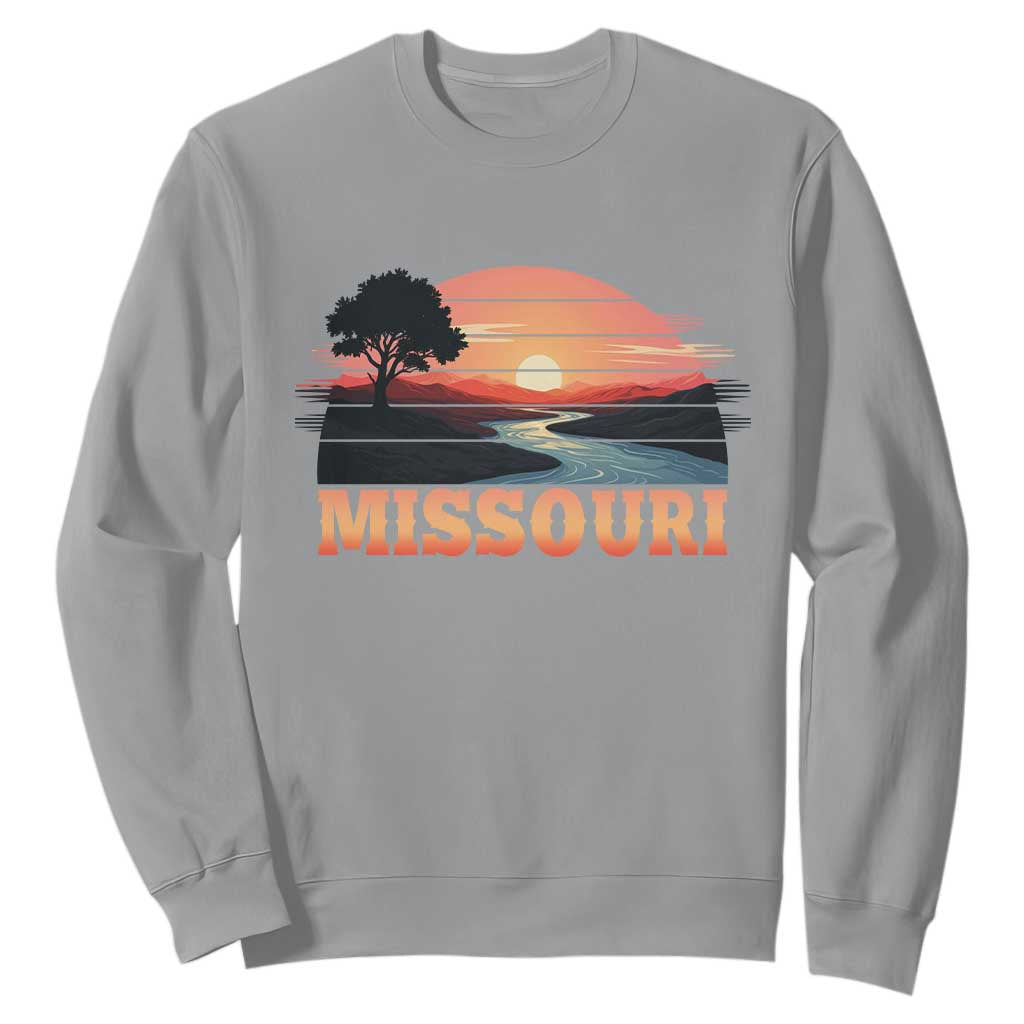 Vintage Missouri Outdoors Sweatshirt Midwest Nature Landscape TS12 Sport Gray Print Your Wear
