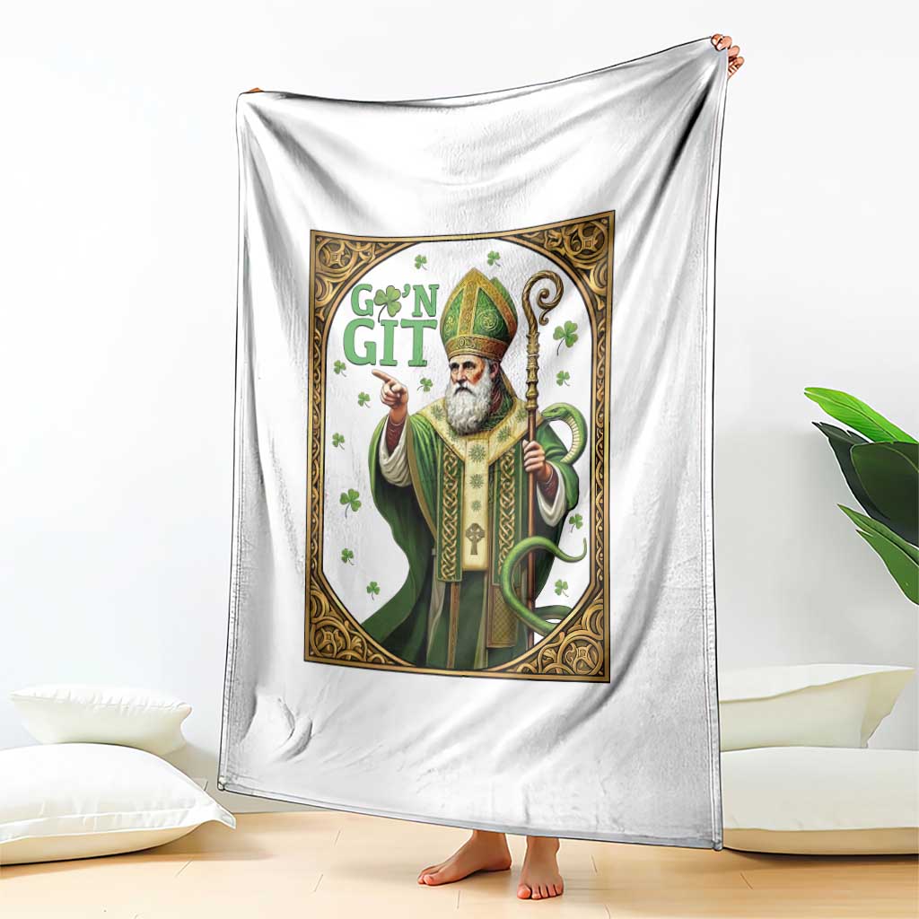Saint Patrick Go'n Git Throw Blanket Funny St Patricks Day Snake Legend TS12 Print Your Wear