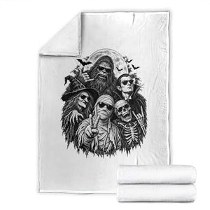 Cool Spooky Squad Halloween Monster Selfie Holiday Gift Throw Blanket