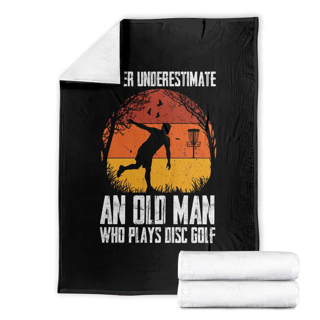 Disc Golf Lover Throw Blanket Never Underestimate An Old Man Vintage Sunset Gift
