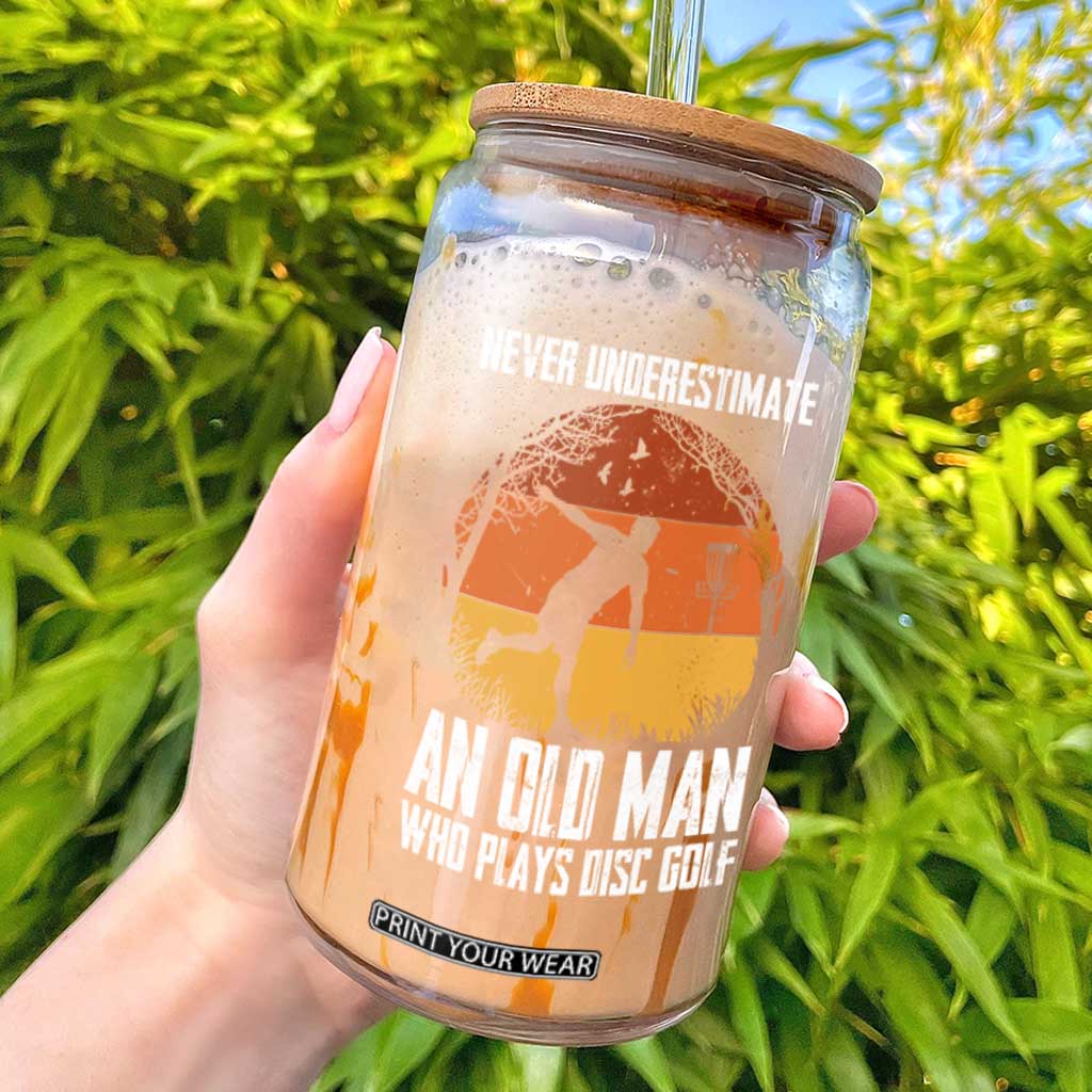 Disc Golf Lover Glass Can Never Underestimate An Old Man Vintage Sunset Gift