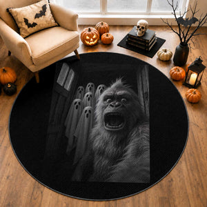 Funny Bigfoot Selfie Halloween Round Rug Sasquatch Ghost Haunted House