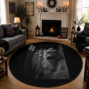 Funny Bigfoot Selfie Halloween Round Rug Sasquatch Ghost Haunted House