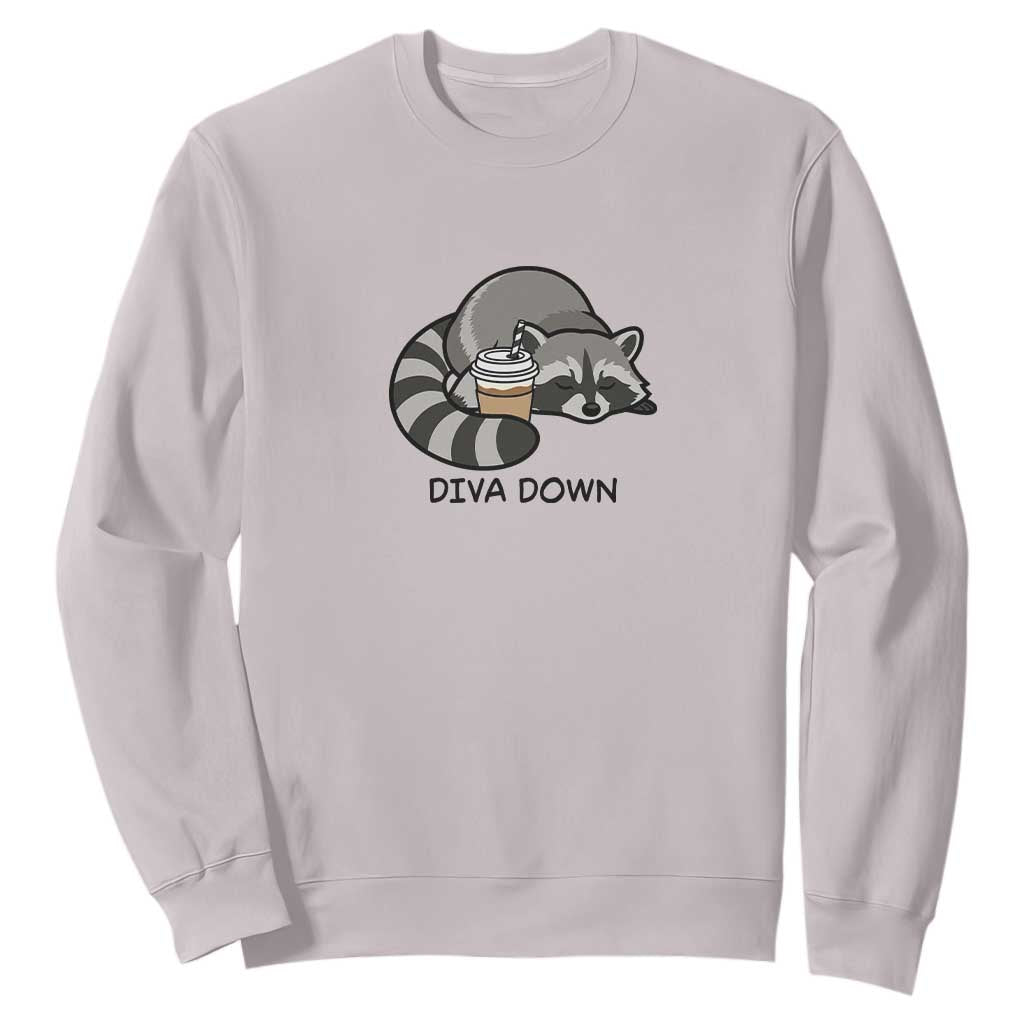 Diva Down Sweatshirt Funny Raccoon Relaxed TS14 Ice Gray Print Your Wear