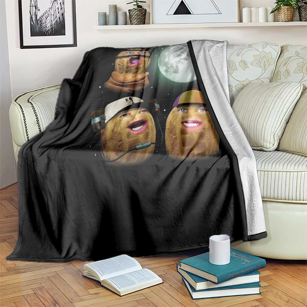 Funny Burnt Peanut Howling at the Moon Throw Blanket TS14 Print Your Wear