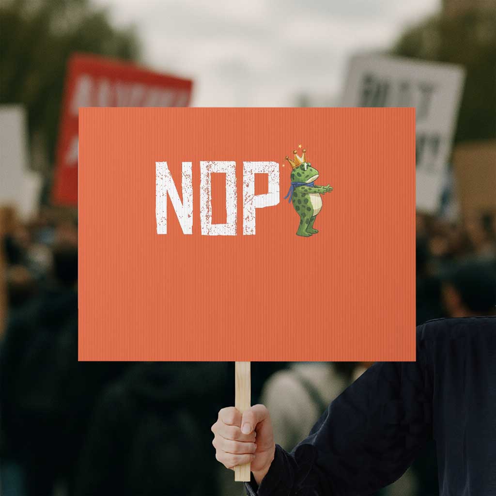 Frogs Resist Protest Sign No Kings In America Political 2025 TS14 Horizontal 18