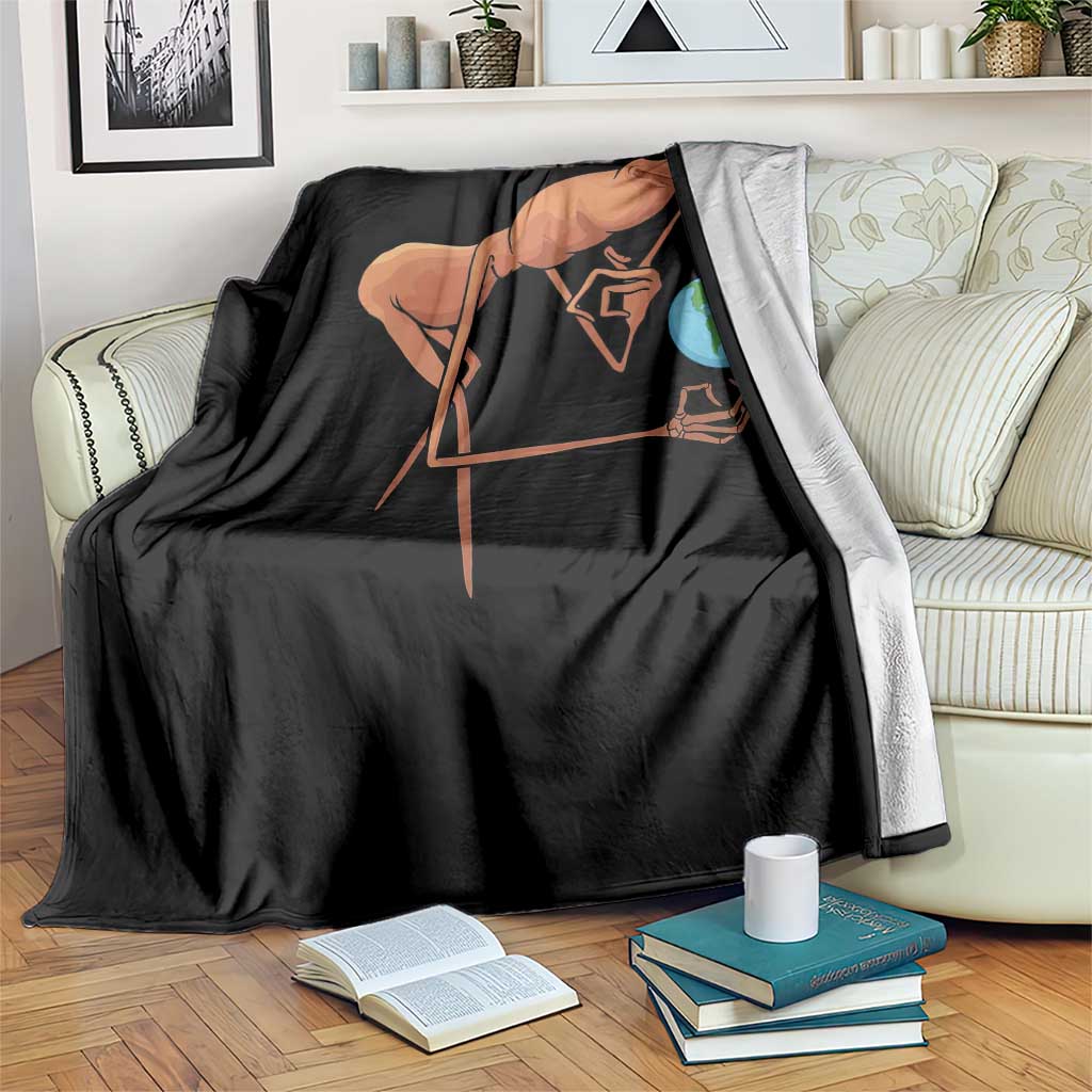 Happy Earth Day Throw Blanket Funny Marcus The Worm Eco Friendly TS14 Print Your Wear
