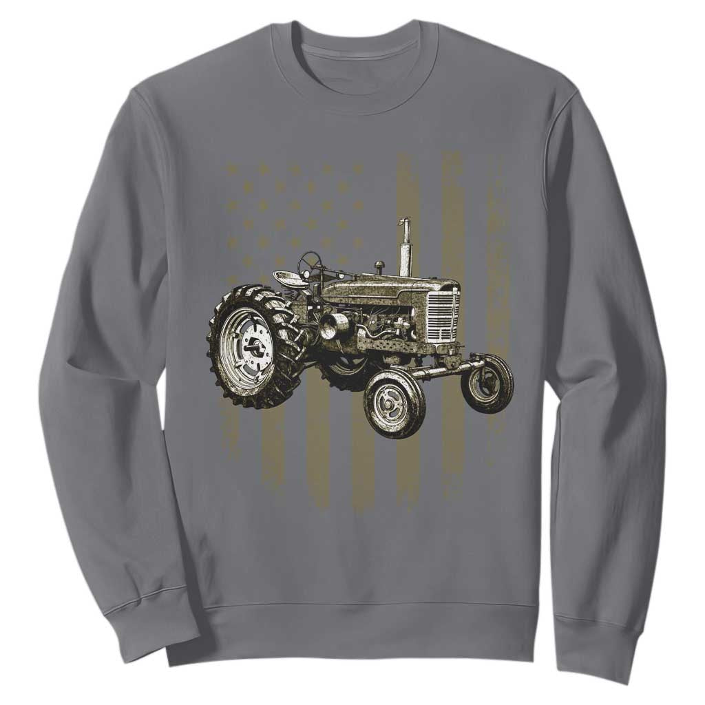Camo Flag Tractor Vintage Farm Truck Patriotic Farmer Gift Sweatshirt