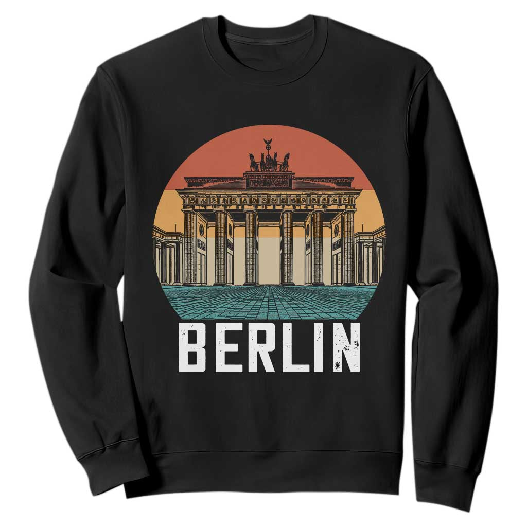 Berlin Germany Vintage Travel Brandenburg Gate European Vacation Souvenir Sweatshirt
