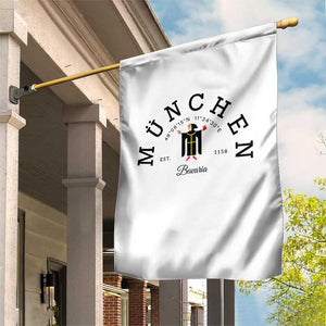 Munich München Bavaria Germany Coat of Arms Souvenir German Garden Flag