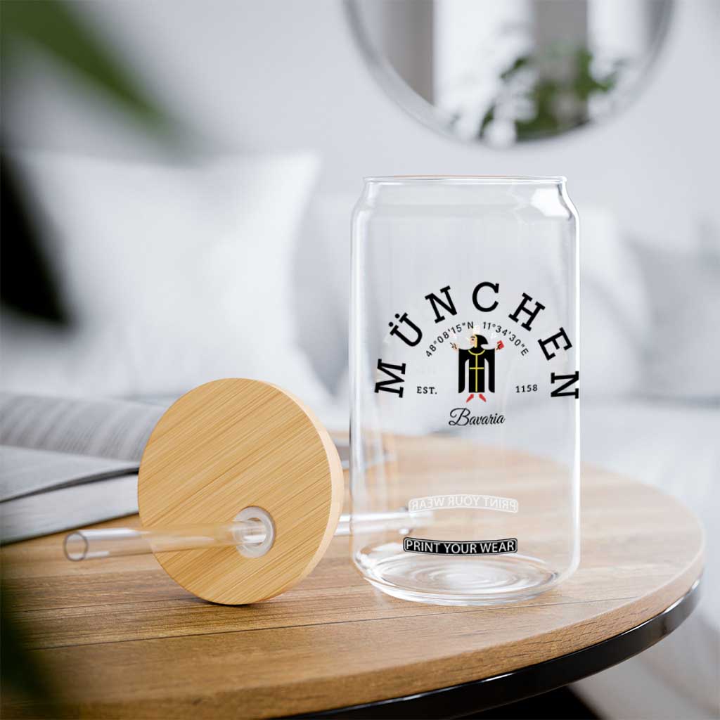 Munich München Bavaria Germany Coat of Arms Souvenir German Glass Can