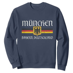 Munich München Germany Deutschland Oktoberfest German Flag Eagle Sweatshirt
