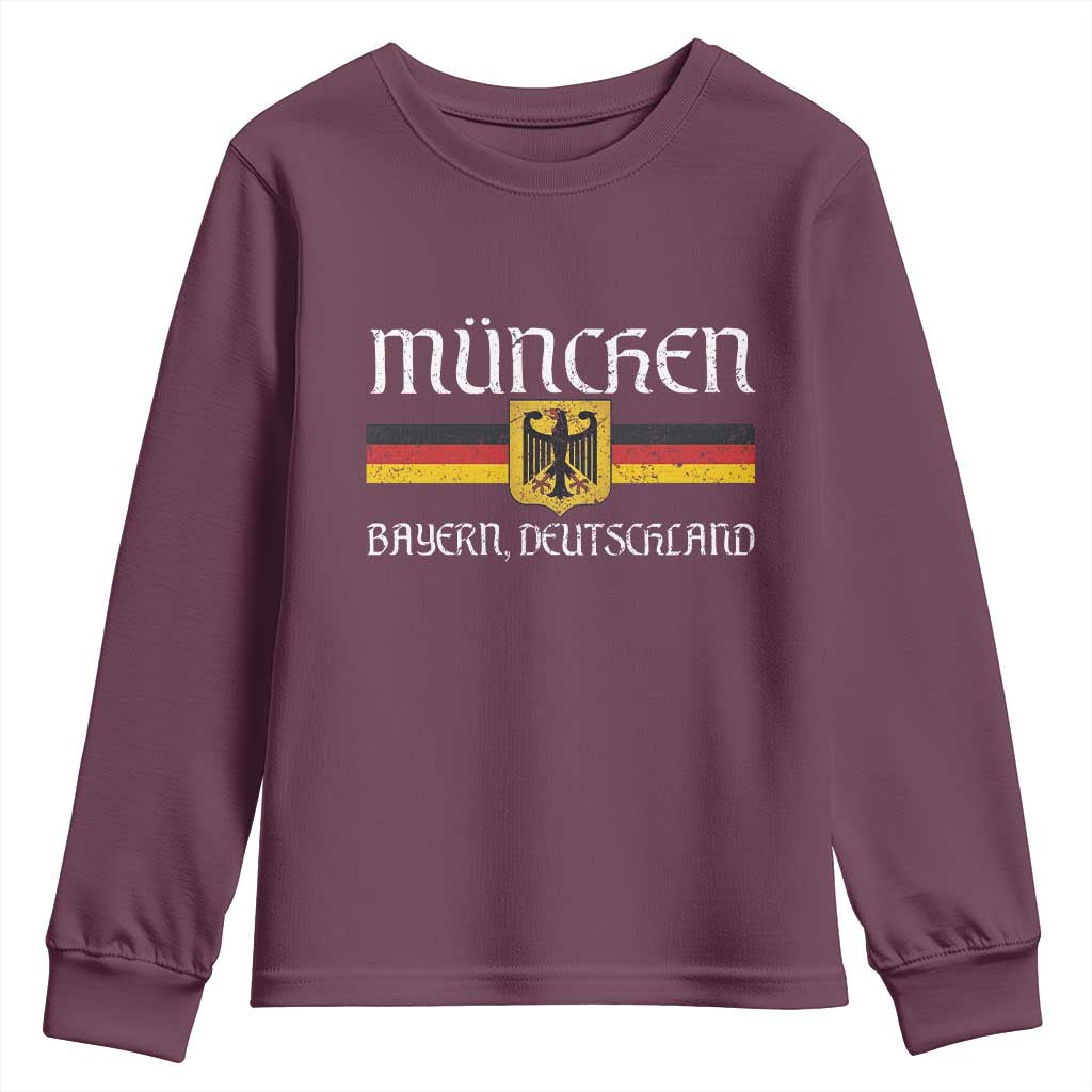 Munich München Germany Deutschland Oktoberfest German Flag Eagle Youth Sweatshirt
