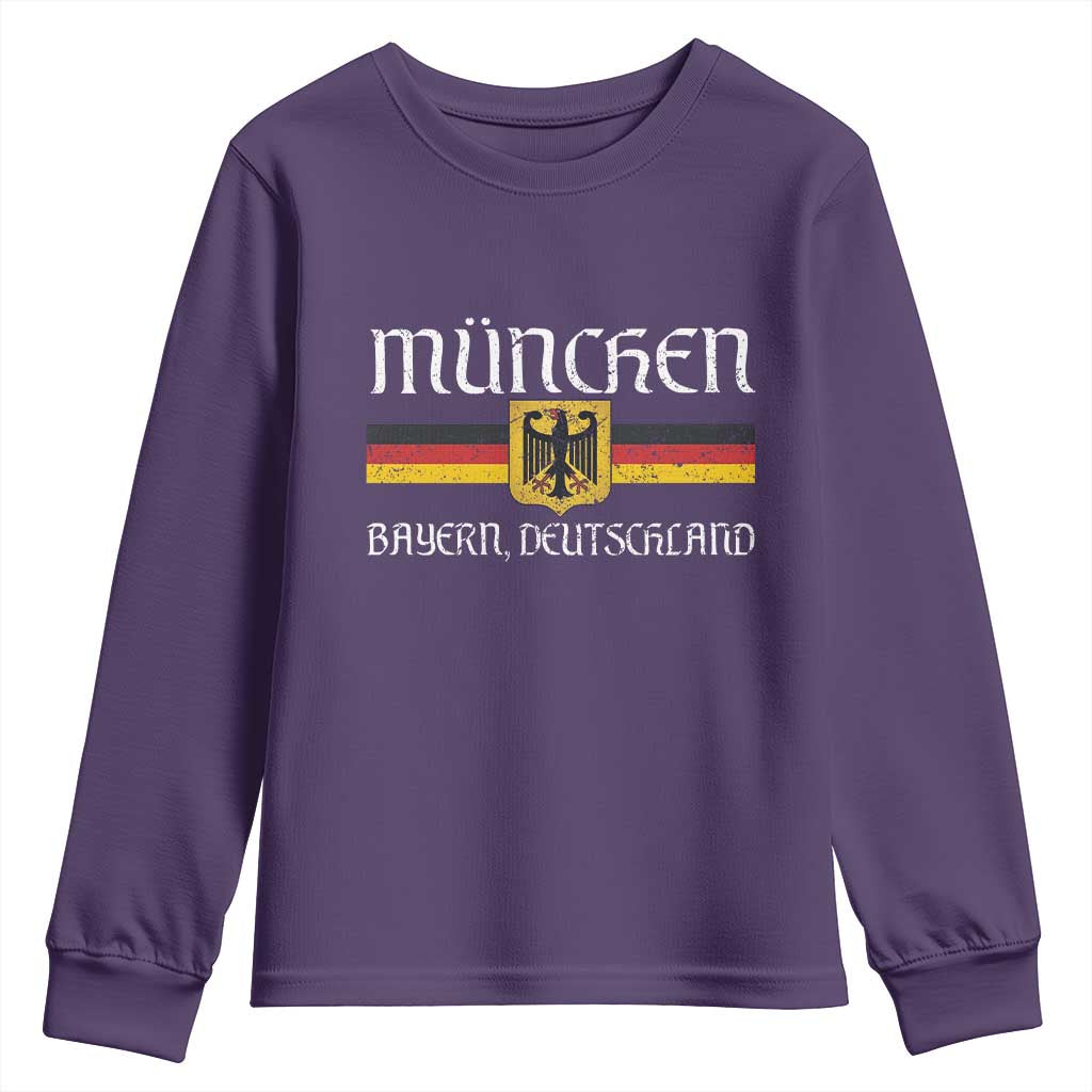 Munich München Germany Deutschland Oktoberfest German Flag Eagle Youth Sweatshirt