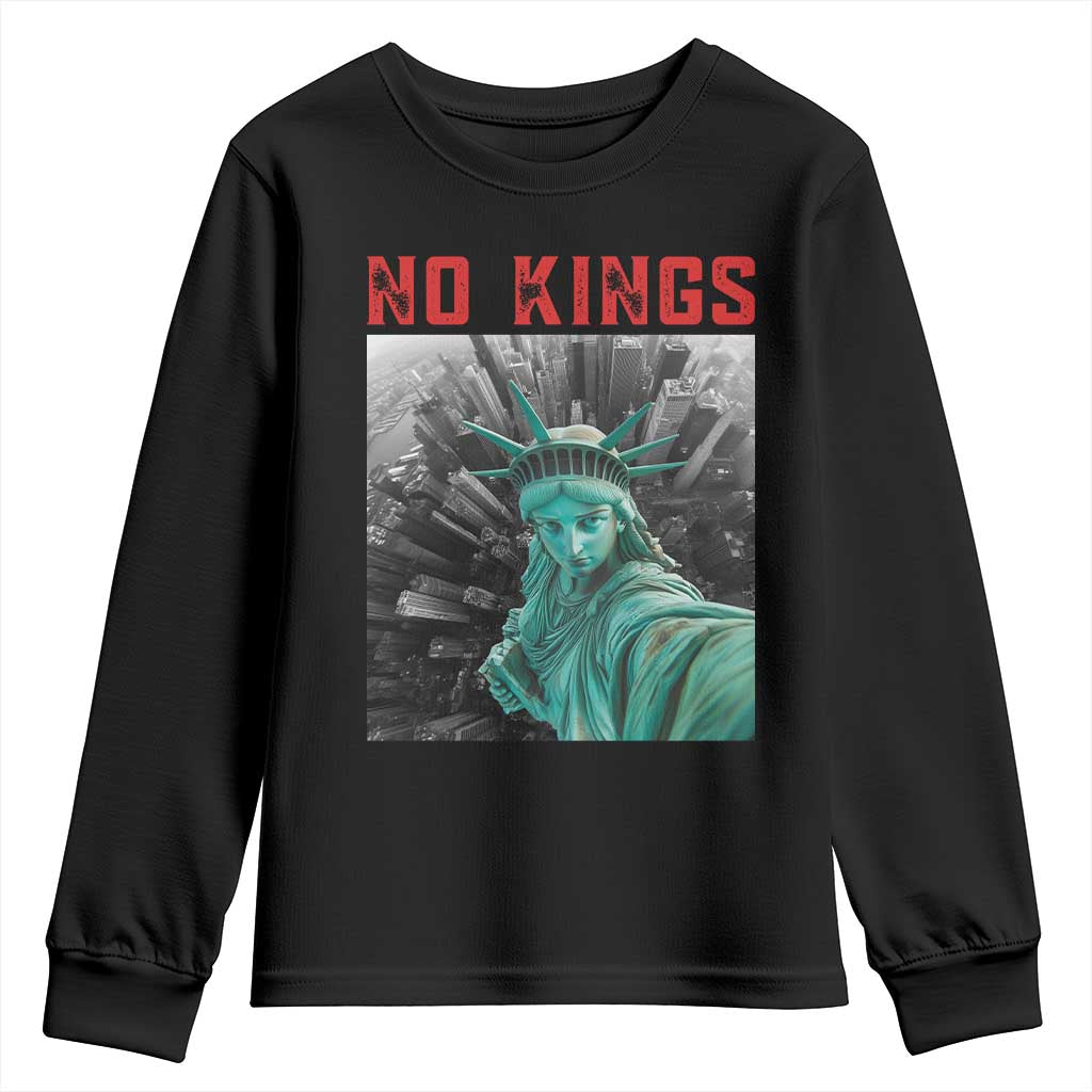No Kings Youth Sweatshirt Statue of Liberty Selfie Freedom TS14 Black Print Your Wear