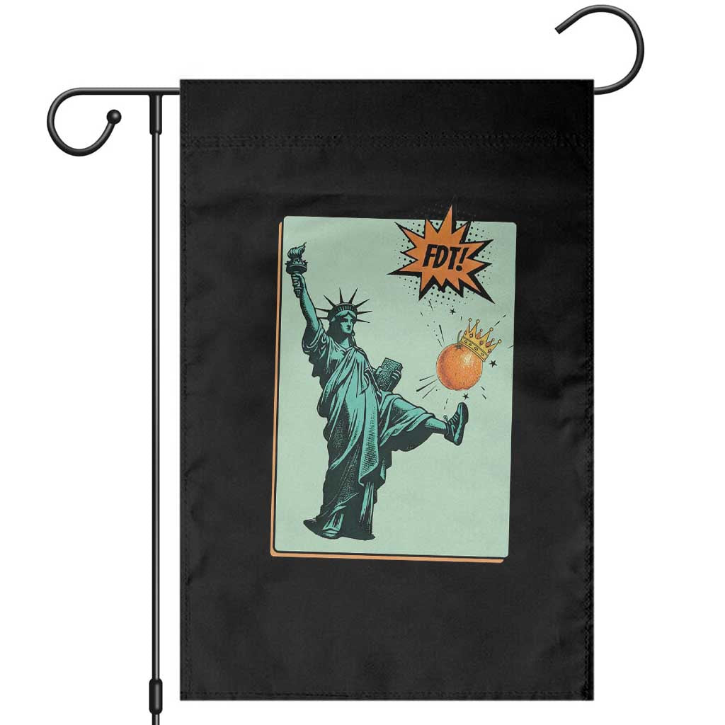 No Kings Garden Flag Statue of Liberty Political Protest TS14 Black Print Your Wear