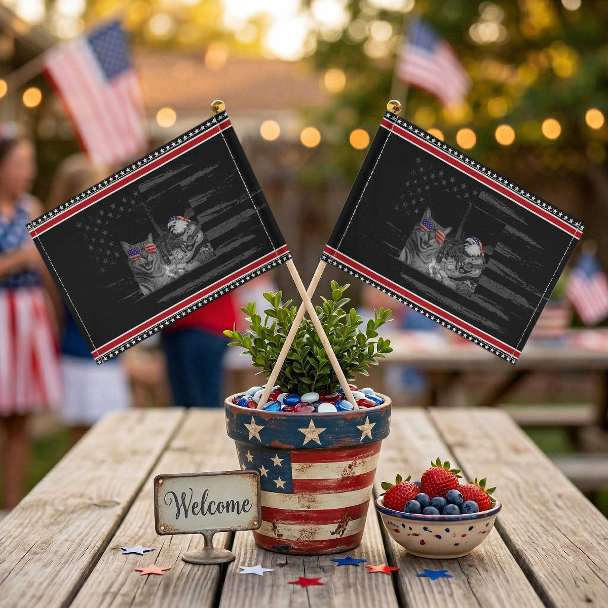 Funny Cat Selfie 4th of July Patriotic Handheld Flag Eagle American Flag Gift TS14 Distressed 8.2