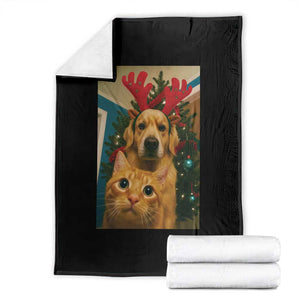 Funny Cat With Dog Selfie Christmas Throw Blanket Pet Lover Xmas Gift TS14 Black Print Your Wear